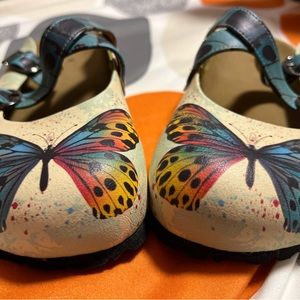 Beautiful Calceo clogs - like new - size 39